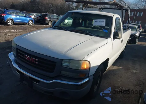 2004 GMC Sierra 1500 Work Truck z USA, uszkodzony, nr VIN 1GTEC14V24Z900439